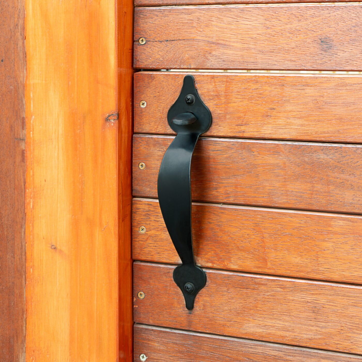 Pinnacle Hardware Gate Thumb Latch in Black