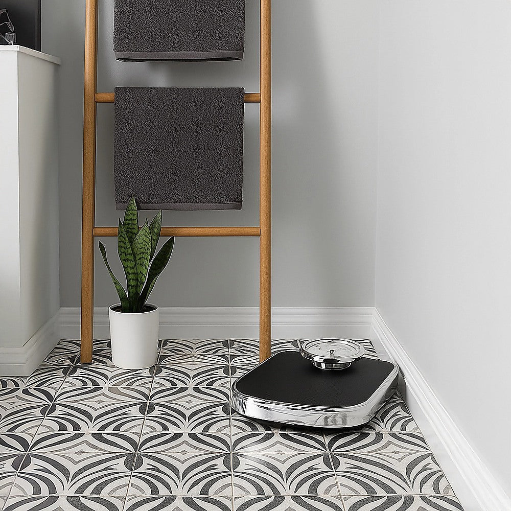 Medical Style Bathroom Scales – Large Analogue Dial, Heavy-Duty Mechanical Scale