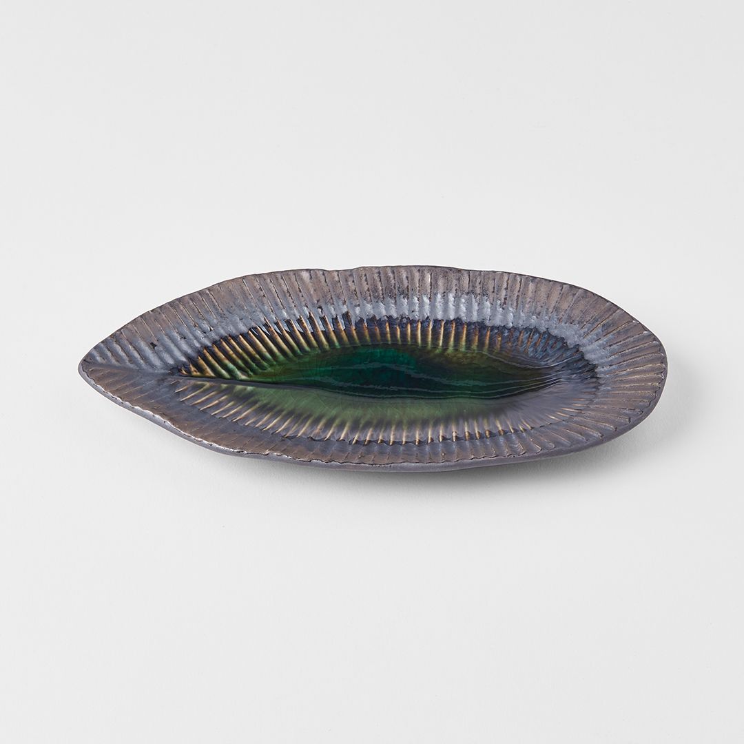 Plate Leaf Shape 21.5x10.5cm Midori Ridge Glaze