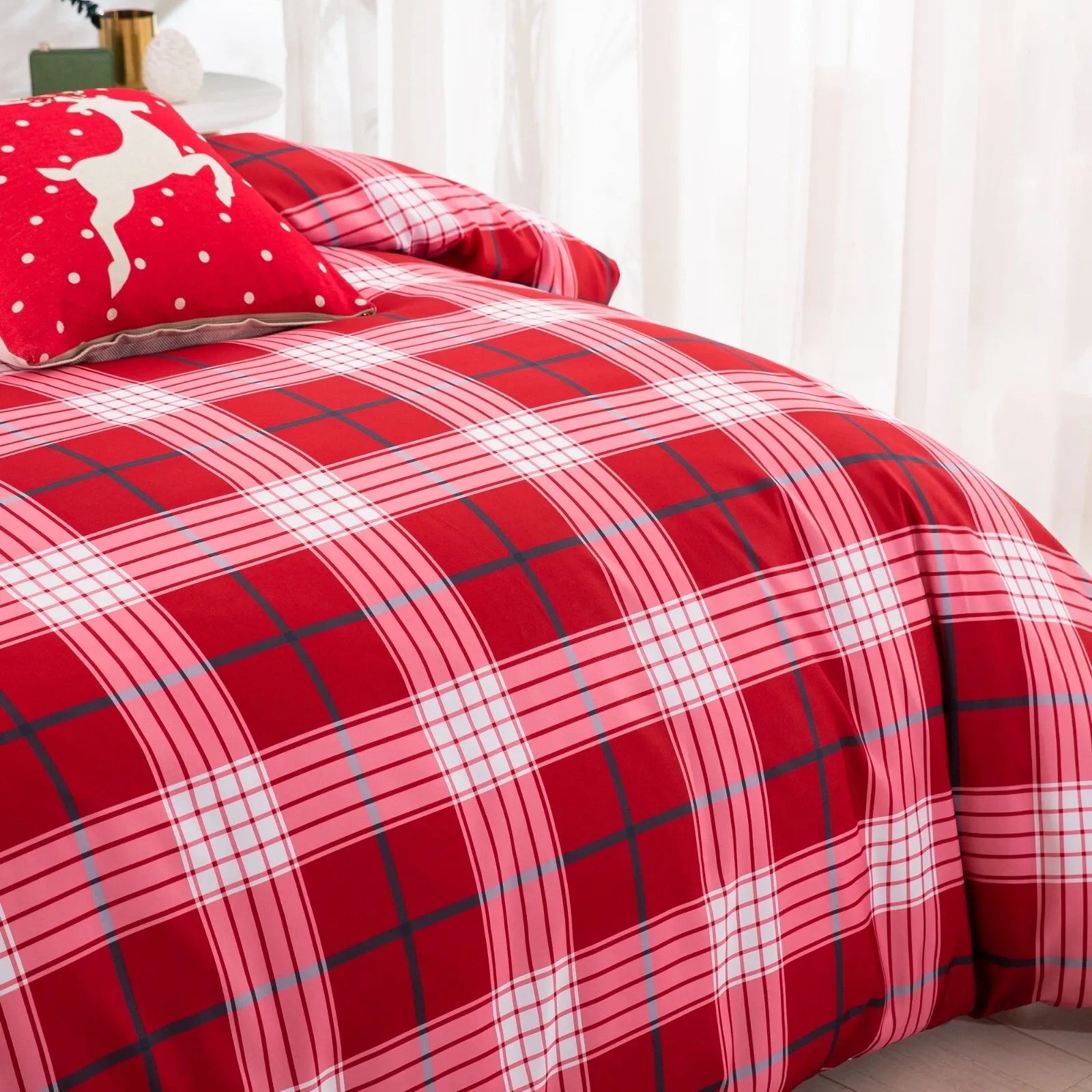 Christmas Maribel Paisley Quilt / Doona / Duvet Cover set