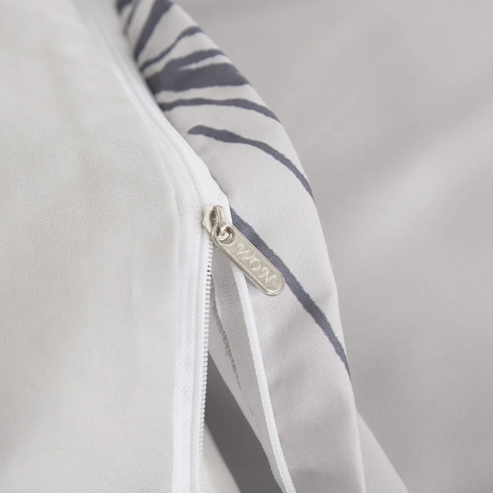 Luxe Lumiere Charm Quilt / Doona / Duvet Cover set