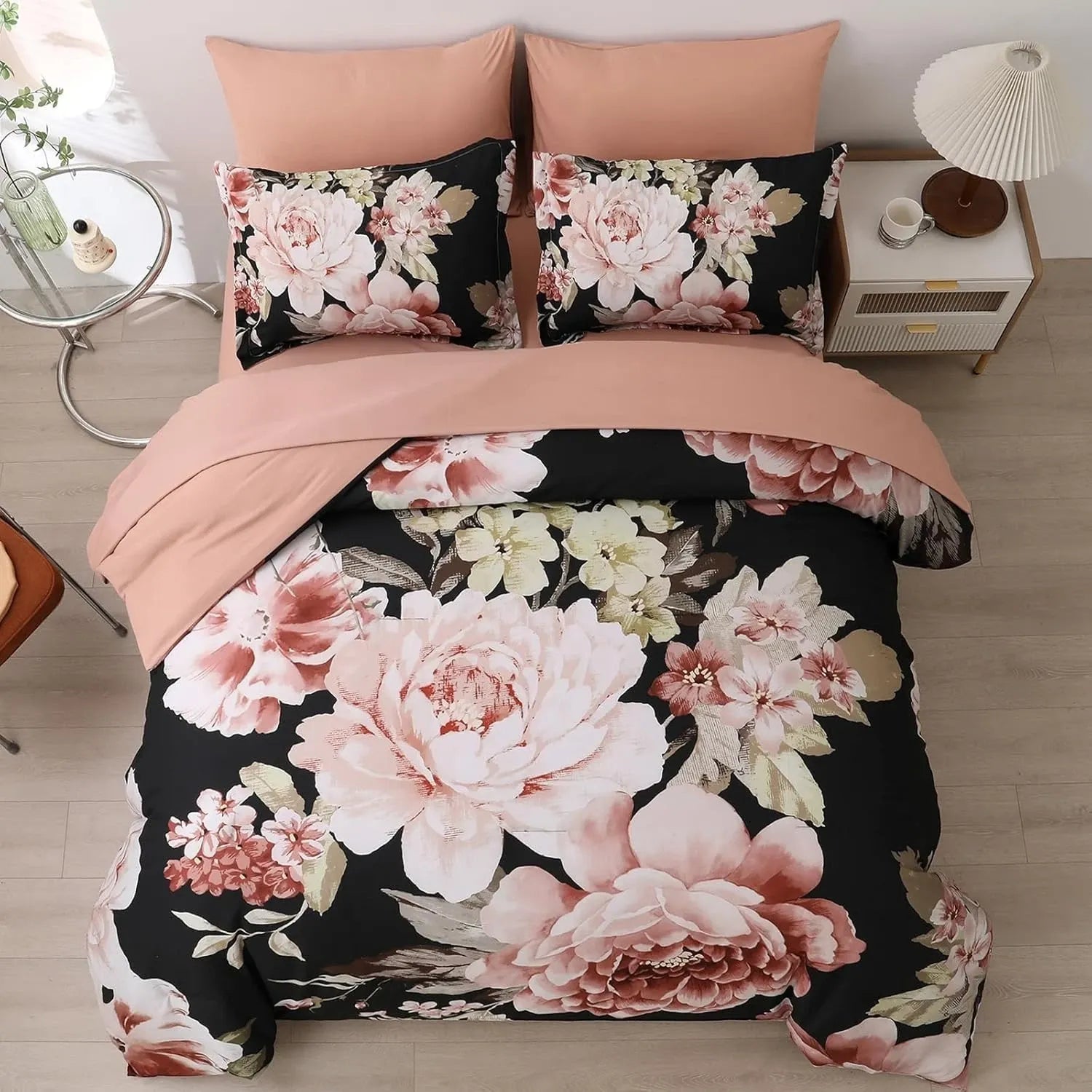 Black Maribel Marigold Quilt / Doona / Duvet Cover set