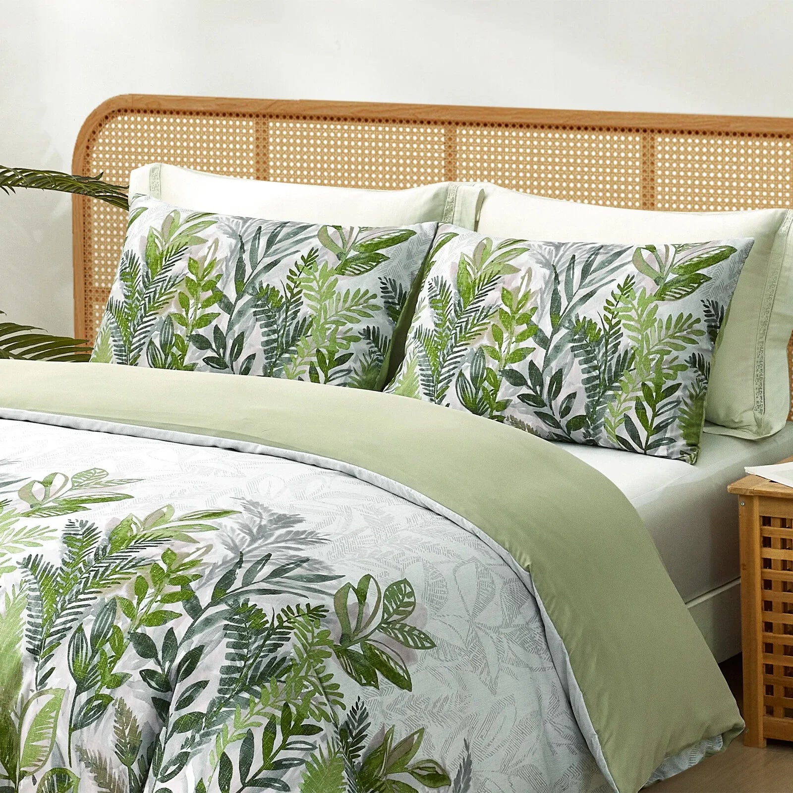 Leaf Capri Heritage Quilt / Doona / Duvet Cover set