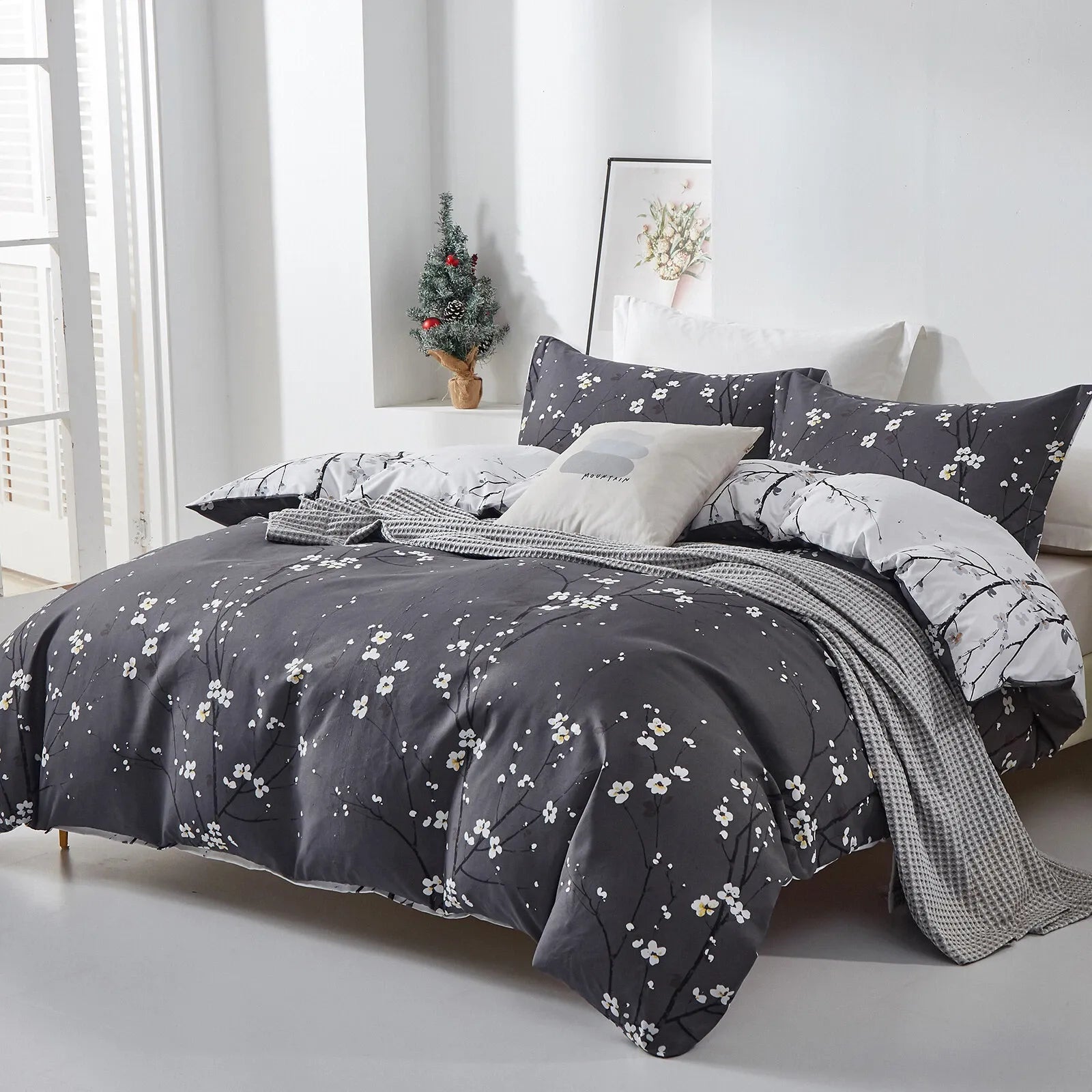 Grace Lisbon Dream Quilt / Doona / Duvet Cover set