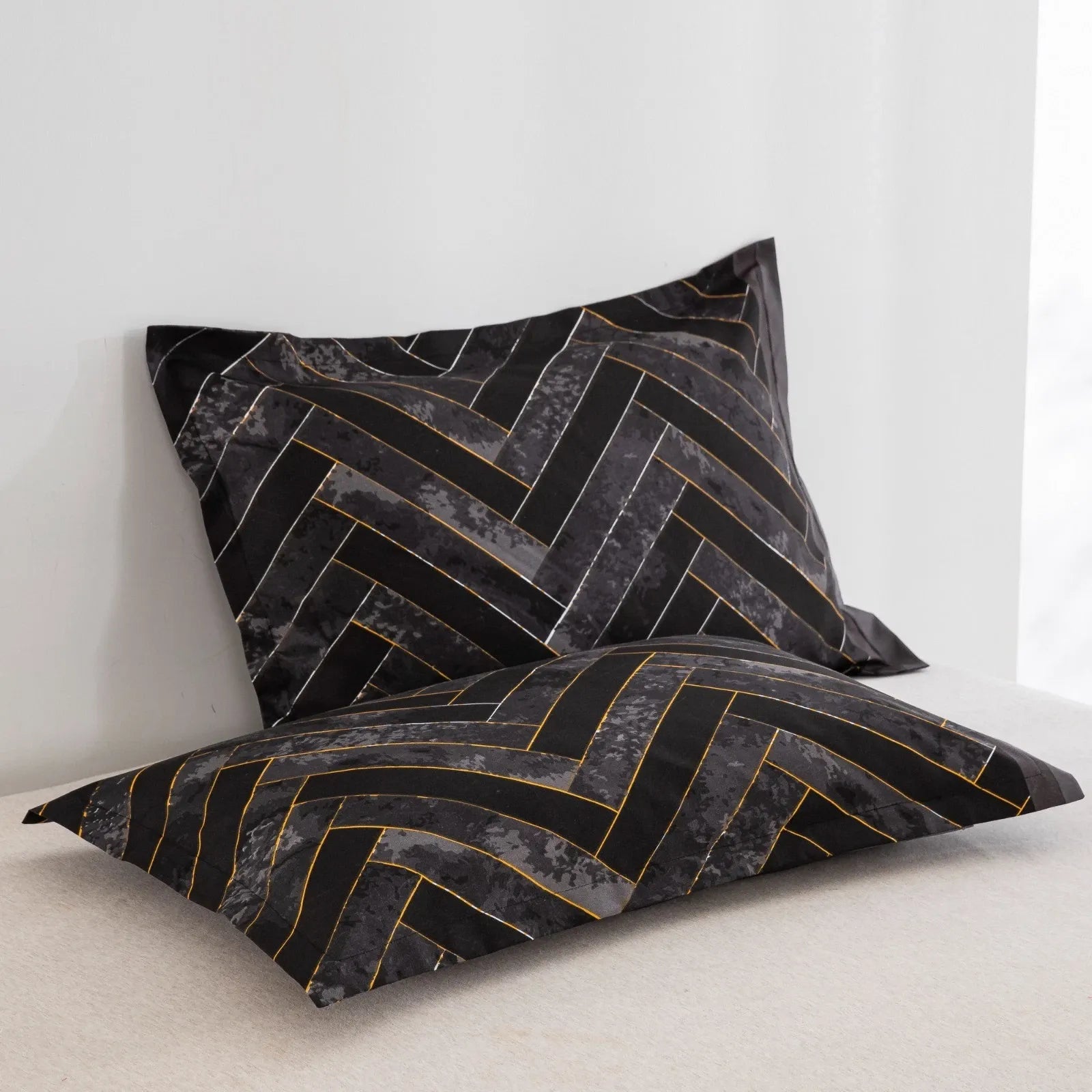 Marble Leaf Ophelia Bloomscape Quilt / Doona / Duvet Cover set