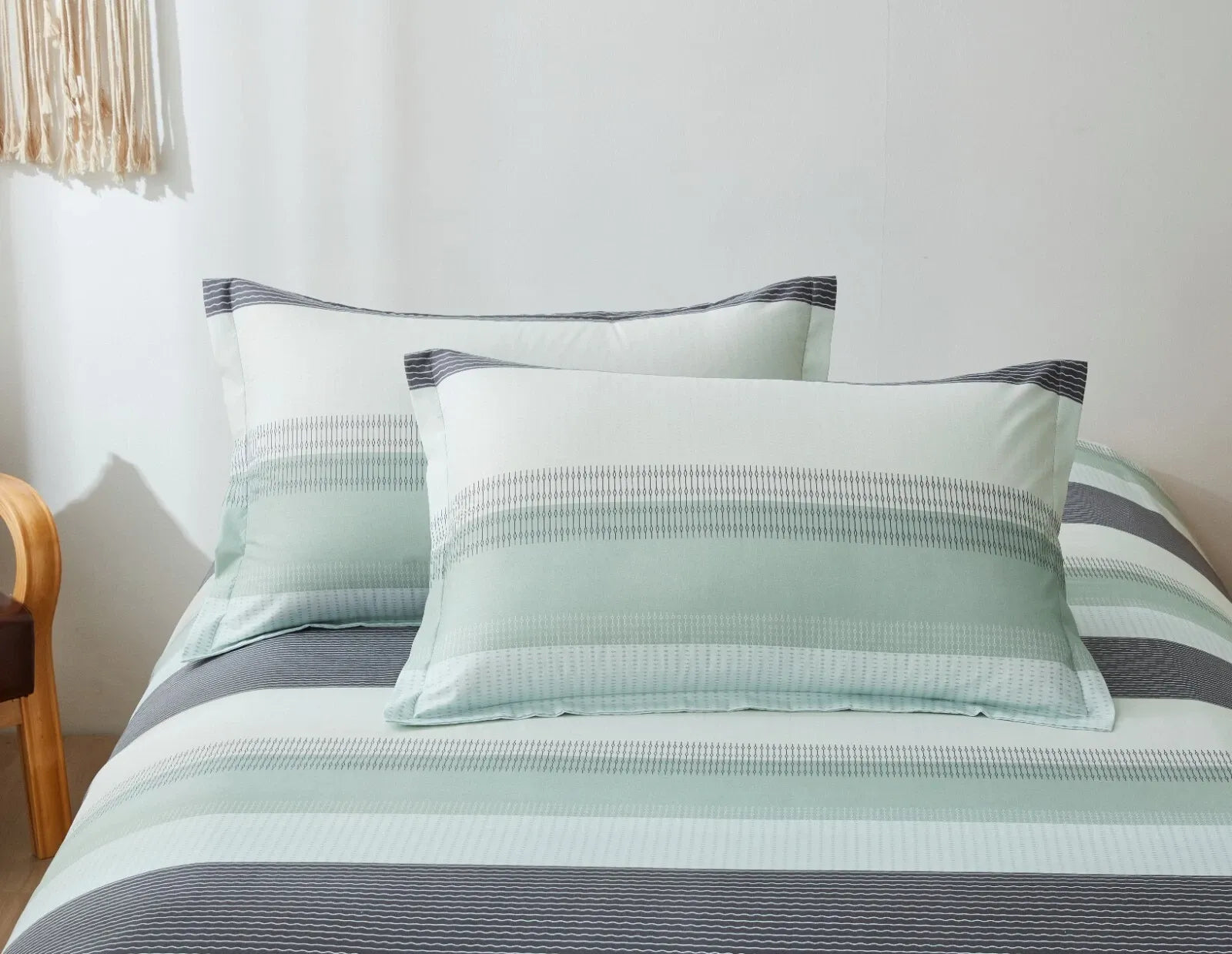 Stripe Bellagio Serenity Quilt / Doona / Duvet Cover set