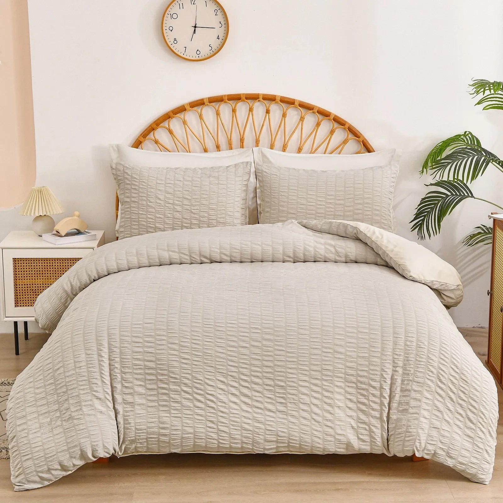 Stripe Lombardy Serenity Quilt / Doona / Duvet Cover set