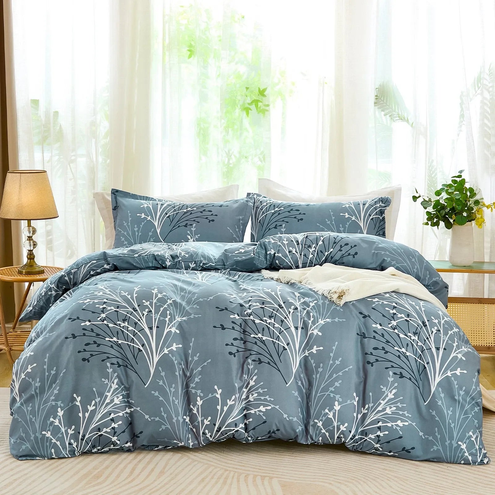 Bloom Sylvie Charm Quilt / Doona / Duvet Cover set