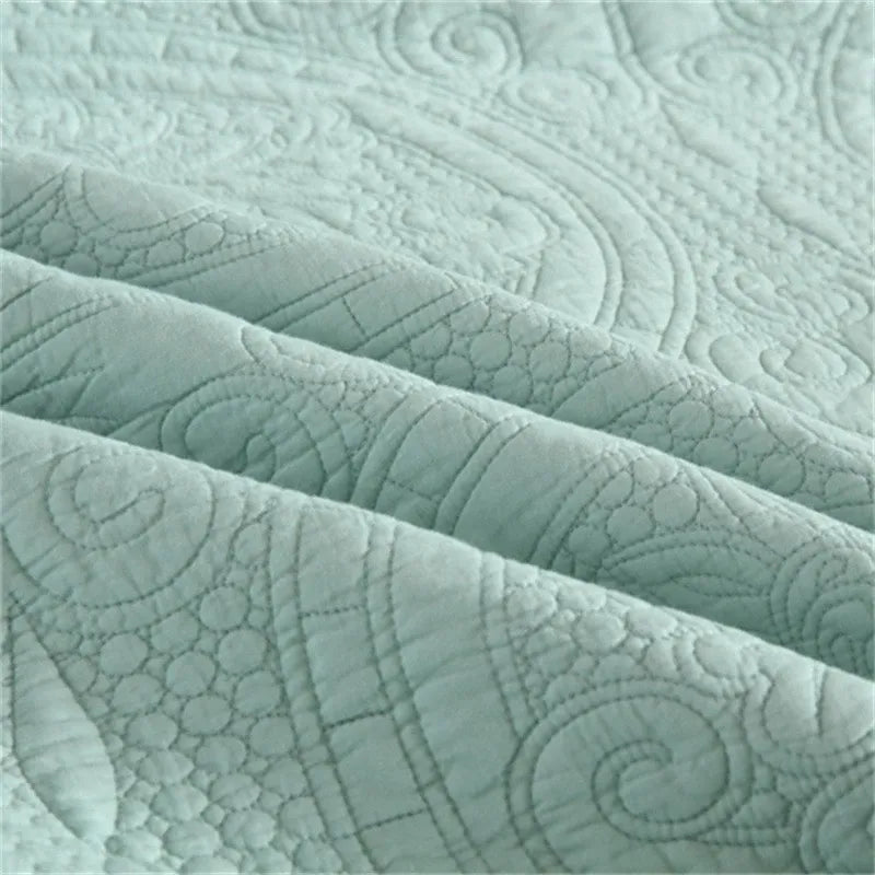 100% Cotton Embossed Aqua Medallion Serenity Coverlet Bedspread Set