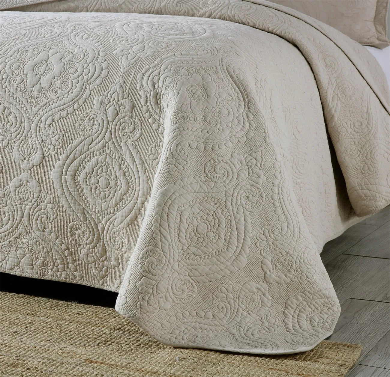 100% Cotton Embossed Ivory Floral Grace Coverlet Bedspread Set
