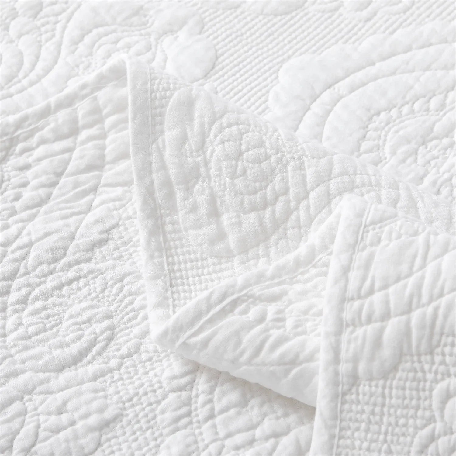 100% Cotton Embossed White Opal Coverlet Bedspread Set