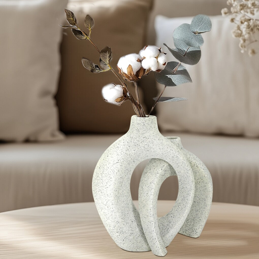 Set of 2 Nordic Boho Hollow Snuggle Vases Resin Flower Vases Living Room Decor