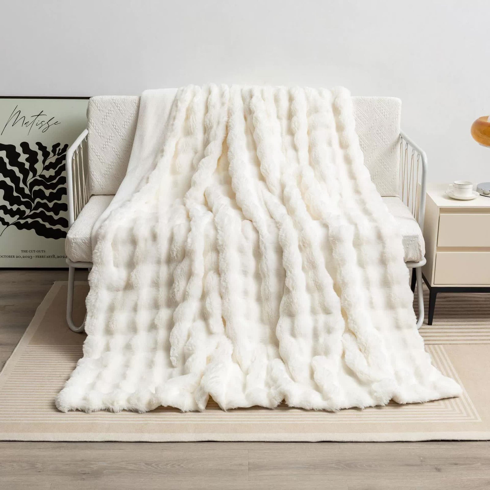 Beige 130*160cm Plush Toscana Rabbit Hair Throw Blanket - Soft Flannel Fleece for All Seasons, Perfect for Couch & Bed