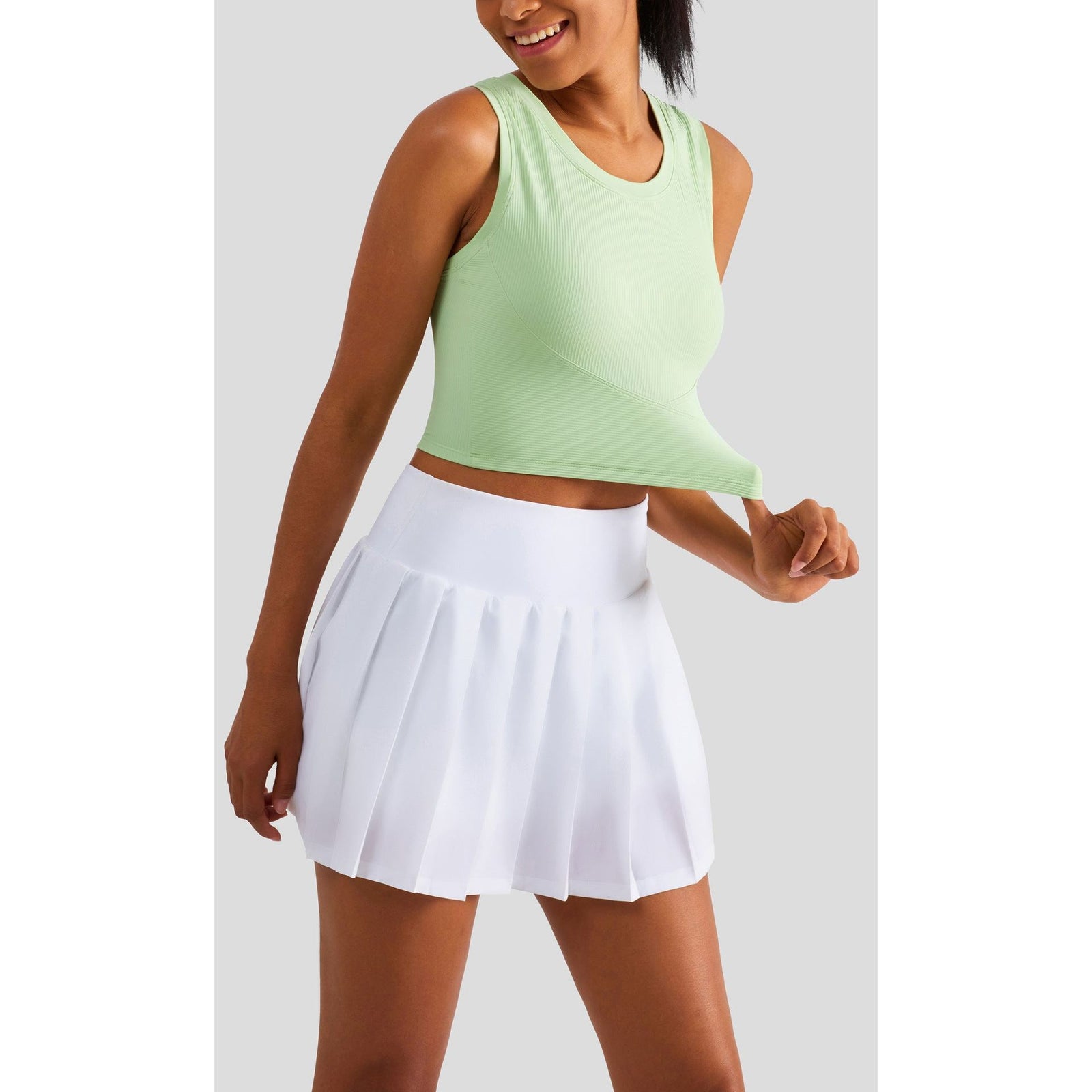 Size 6 Brown Fixed Cup Sports Bra with Cross-Back Design - Seamless Yoga Bra for Women