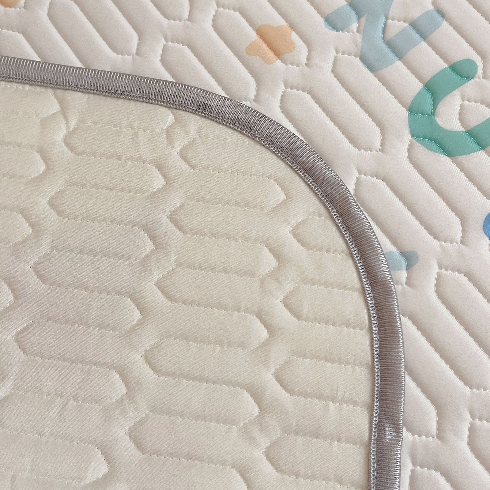 Panda Pattern 2 Piece Set Kids Cooling Pad Set - 60x120cm Cartoon Latex Mattress Protector, Pillow