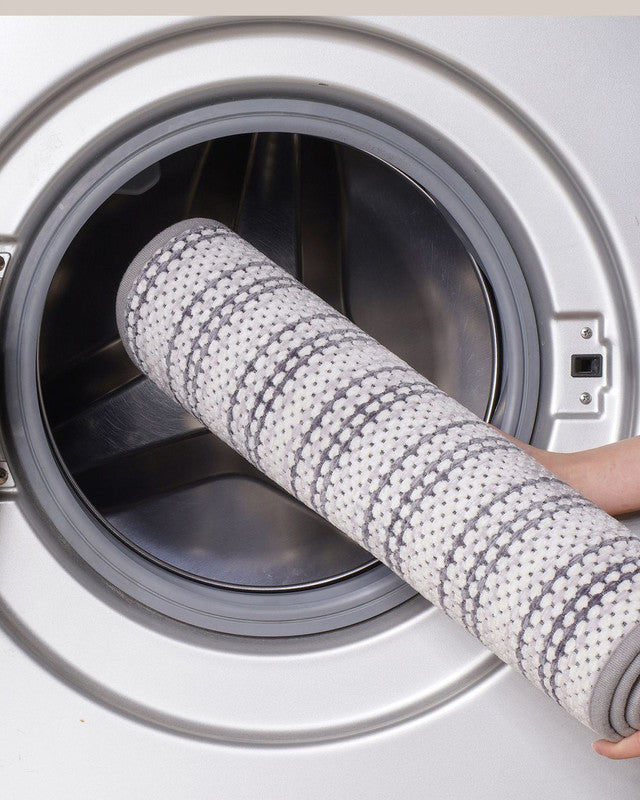 Brown Safe & Dry Bathroom Mat - Non-Slip Absorbent Bath Rug 40x60cm