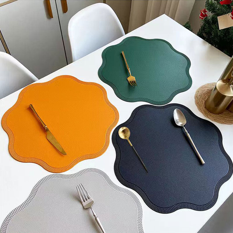 Green Nordic Style Faux Leather Placemats Set of 4 - Heat-Resistant Waterproof Table Mats 38x38cm(cutlery not included)