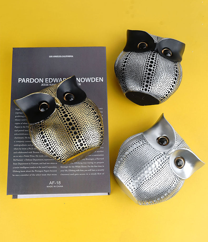 Gold resin owl statue - modern perforated design for living room TV cabinet and entryway decoration