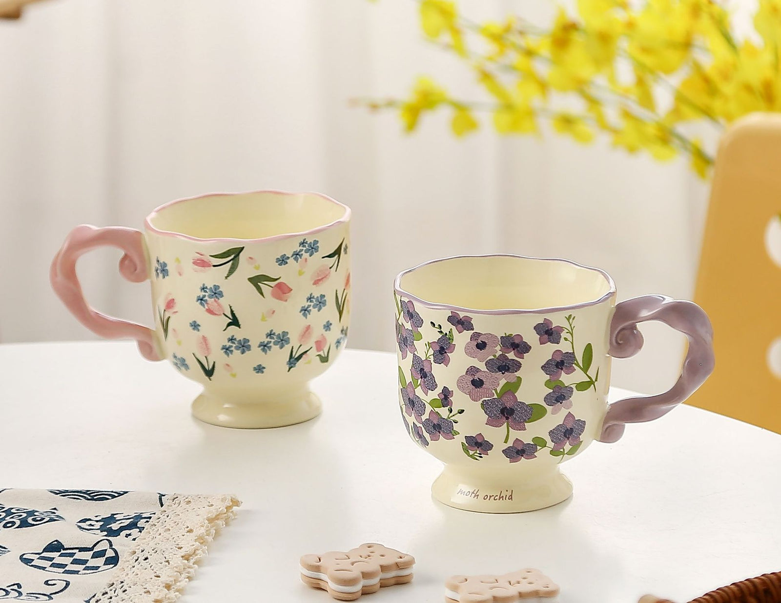 Elegant Ceramic Mug with Sculpted Handle,400ml Vintage Inspired Pedestal Design(Roland purple)