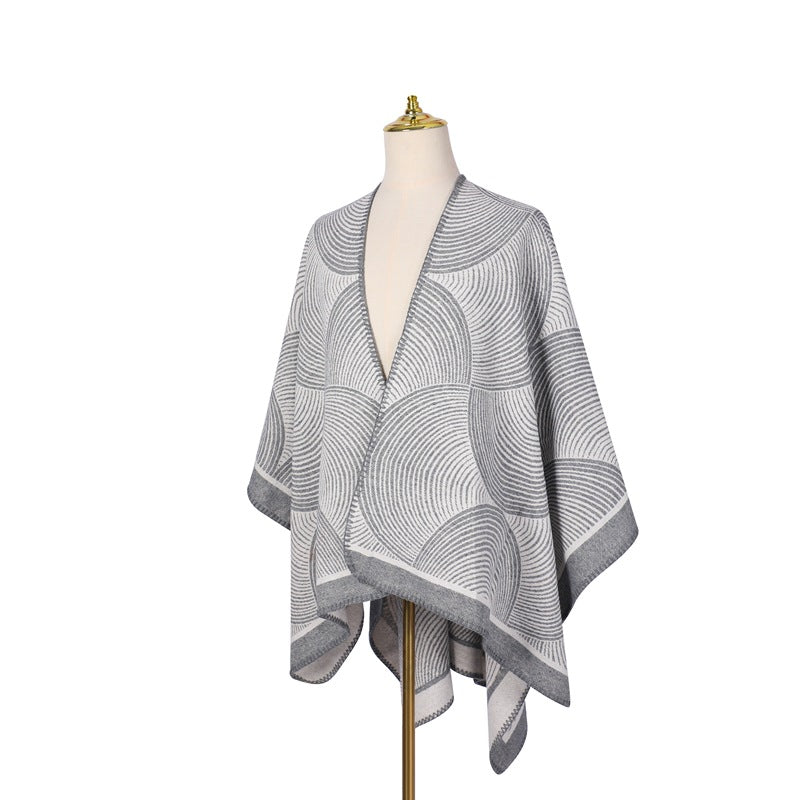 Grey Geometric Print Cape - Cozy Knit Poncho for Women (165x130cm)