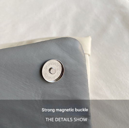 Black Chic Quilted Crossbody Bag for Women - PU Leather Diamond Pattern Chain Strap Shoulder Purse with Elegant Clasp