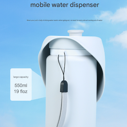 Grey Portable Pet Dog Water Bottle 550ml - Foldable Food-Grade Silicone Travel Drinker with Leak-Proof Dispenser