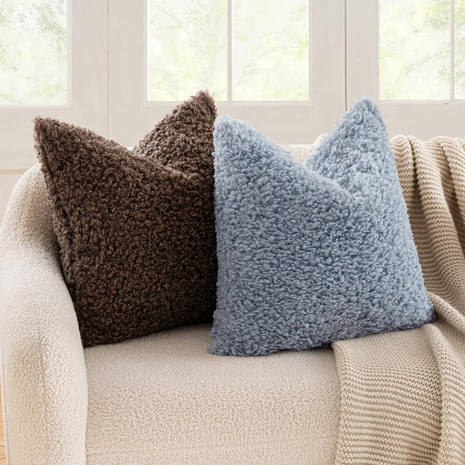 2 Pcs White Cozy Teddy Boucle Cushion Cover - Plush Decorative Square Pillow Case for Sofa & Bed