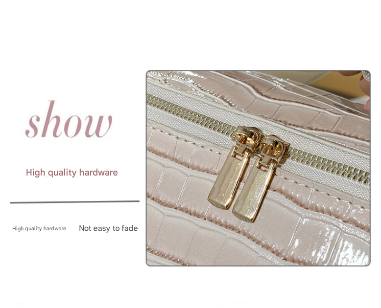 Grey Chic Croc-Embossed Travel Makeup Case Large Capacity Cosmetic Organizer Bag