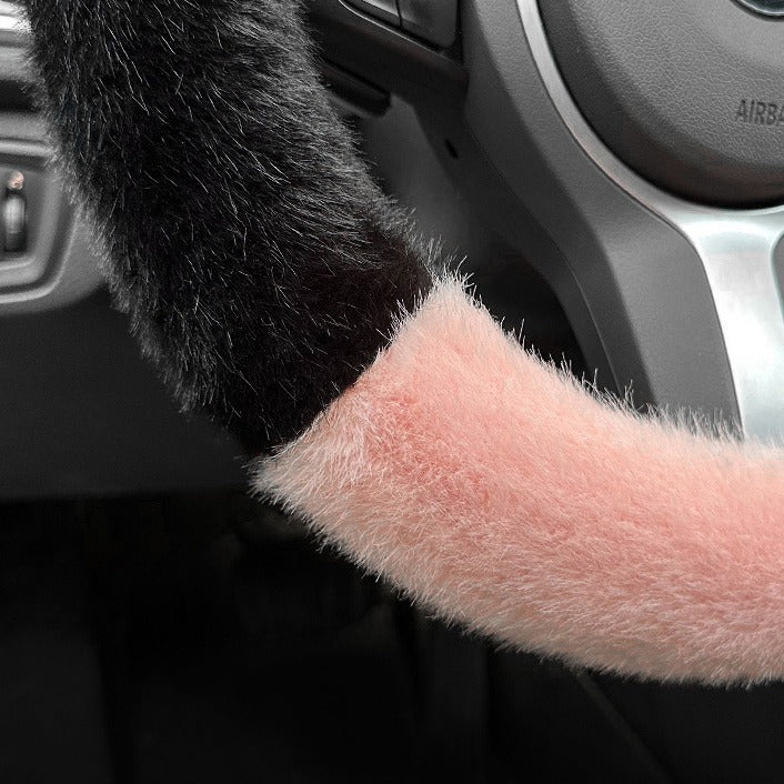 Black Stitching White Plush Cat Ear Steering Wheel Cover - Cute & Fuzzy Winter Grip, Universal 38cm Fit