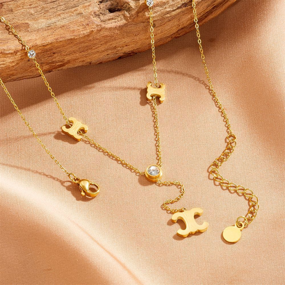 Stylish Stainless Steel Jewelry Set – Elegance Meets Durability with Parisian Arc de Triomphe Design