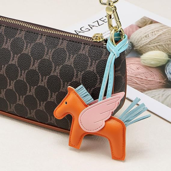 Beige PU Leather Pegasus Keychain – Cute Flying Horse Pendant with Wings and Rope, 3-Pack