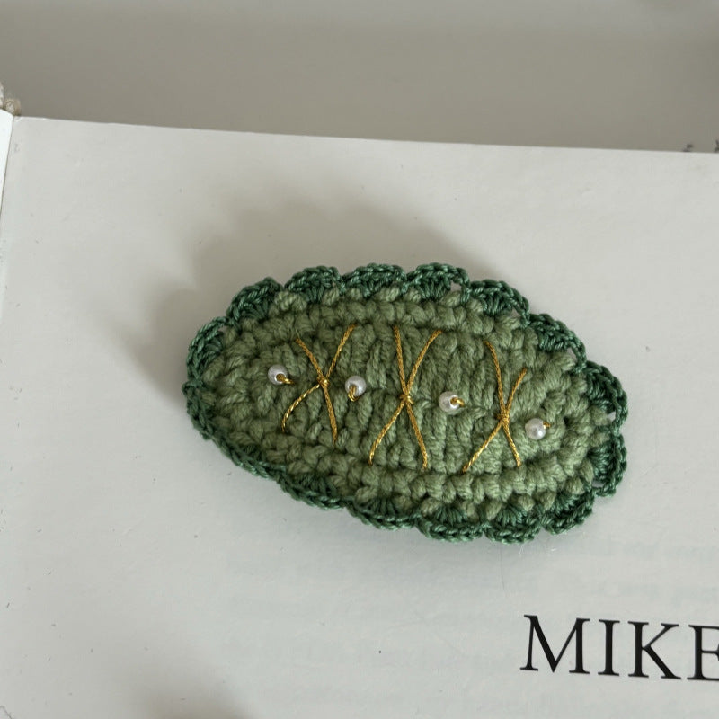 Christmas Collection Hair Clips - Set of 5 Random Main Image Styles, Festive Knitted Tree & Bow BB Clips, Bangs Clips & Hair Accessories