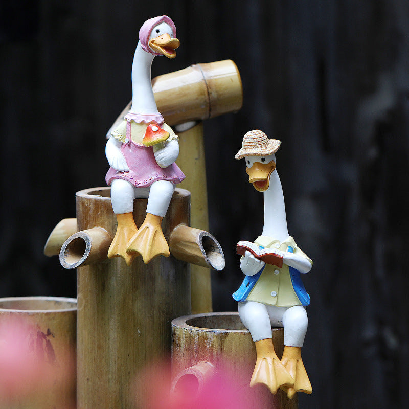 Garden Cartoon Reading Duck Couple Figurines - Outdoor Courtyard, Villa, Farm Landscape Decor Crafts