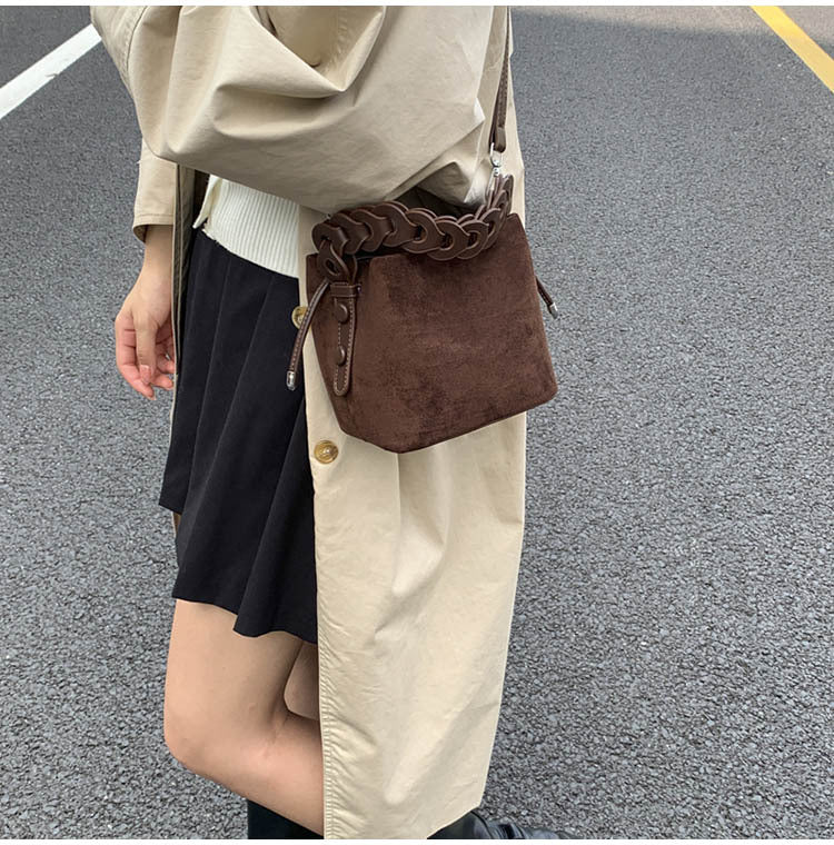 Coffee Retro Maillard Brown Mini Bag - 2025 New Casual Versatile Women's Crossbody & Exquisite Braided Handle Bucket Bag (15x12x14 cm)
