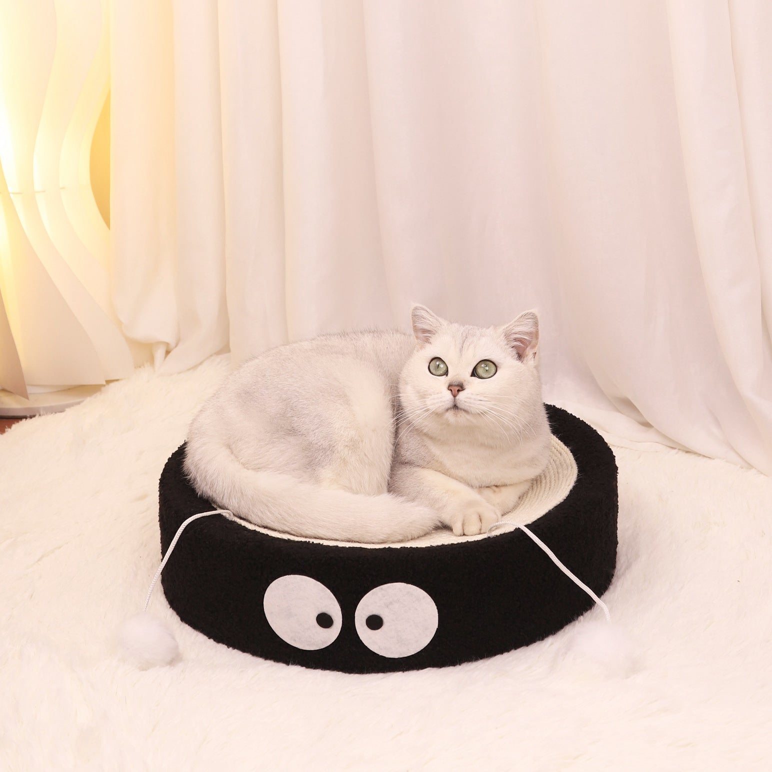 Round black coal balls Large Cat Scratcher Bed 2 in 1 Sisal Scratching Pad & Plush Lounge Nest Durable Claw Grinder Mat for Indoor Cats