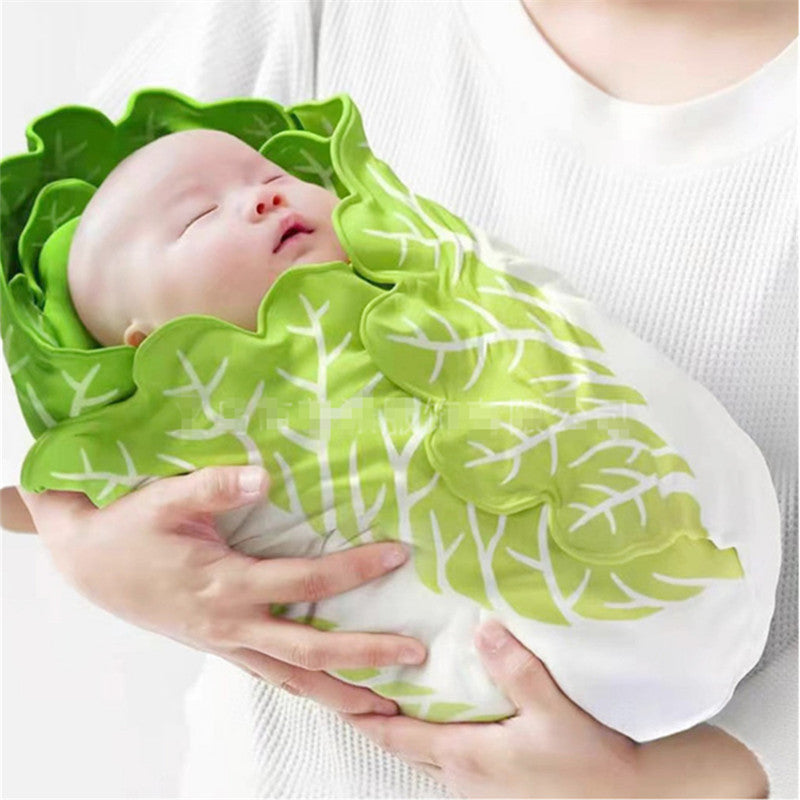 Cute Cabbage-Shaped Fleece Blanket – Fun and Cozy Throw for Naps, Office Use, Air Conditioning, or Baby Swaddling (Green & White)(85cm*85cm)