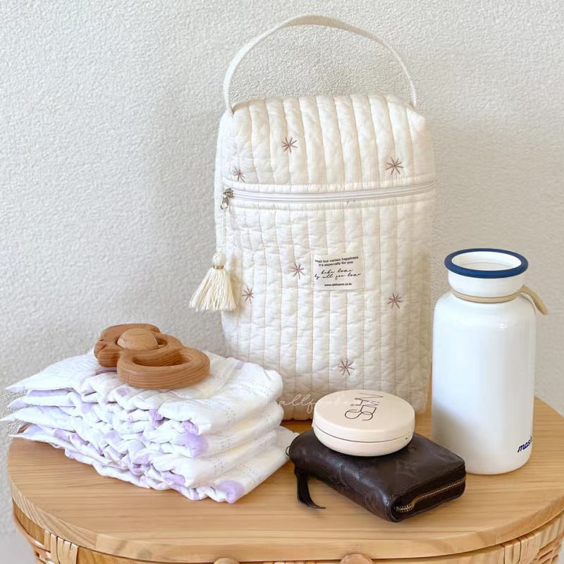 Leaves Quilted Nappy Storage Bag Portable Diaper Organizer Mommy Travel Pouch with Zipper 28x18x6cm for Australian Families and Stroller Use
