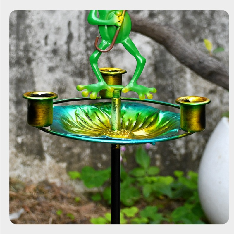 Decorative Metal Frog Bird Feeder Ground Stake with Umbrella and Feeding Tray for Local Gardens Weather-Resistant Outdoor Wildlife Support Solution