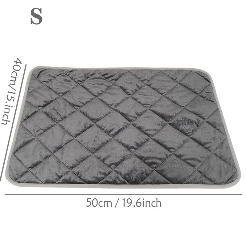 Self-Warming Pet Mat with Heat Reflective Technology for Dogs and Cats Waterproof No Electricity Needed Comfortable Winter Pad for Local Pet Owners(40*50cm)