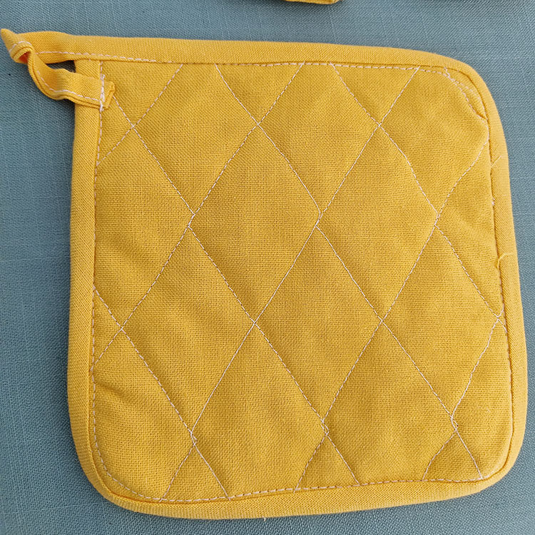 3-Piece Yellow Gingham Cotton Kitchen Linen Set - Reversible Placemat, Fringed Napkin & Quilted Pot Holder - Yarn Dyed Checkered Dining Bundle