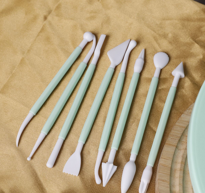 207 Pieces Cake Decorating Kit with Nordic Green Revolving Turntable Icing Tips and Spatulas Complete Baking Tool Set