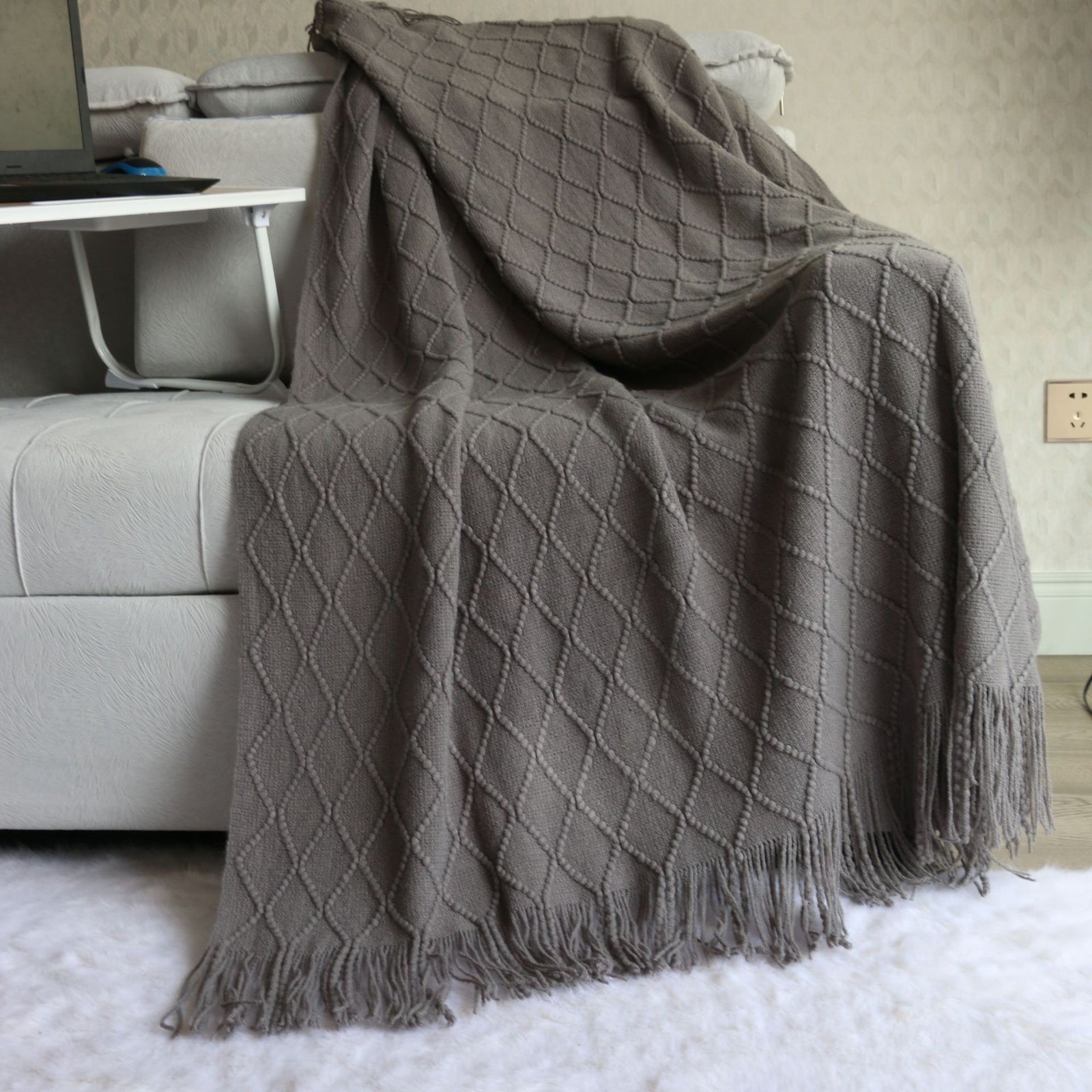 Smoky grey Nordic Minimalist Knit Throw Blanket – 127×180cm Lightweight, Soft & Breathable Fleece-like Fabric with Tassel Edges for Sofa, Bed, Yoga & Air Conditioning Use
