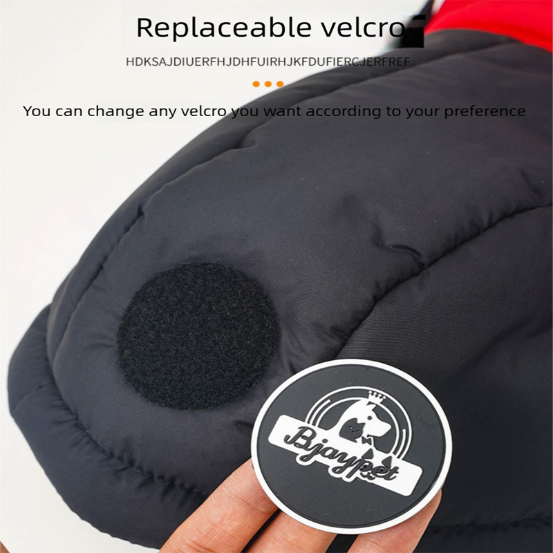 Green Thickened Winter Dog Coat with Reflective Strips – Waterproof, Windproof Pet Jacket for Small to Medium Dogs, Adjustable Fit with Detachable Leash Hook and Decorative Velcro Patch(Size: S)
