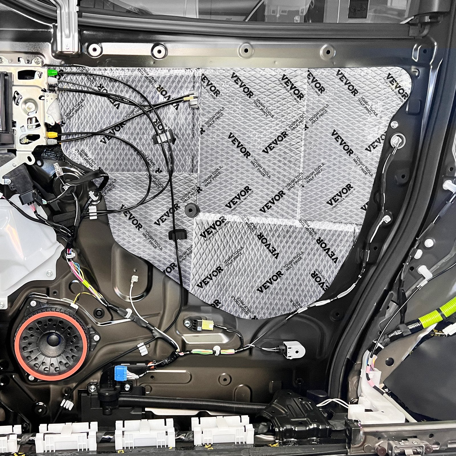 VEVOR Car Sound Deadening Mat, 80 mil 3.3sq.m Car Sound Dampening Material, Butyl Automotive Sound Deadener, Noise Insulation and Vibration Dampening Material for Car