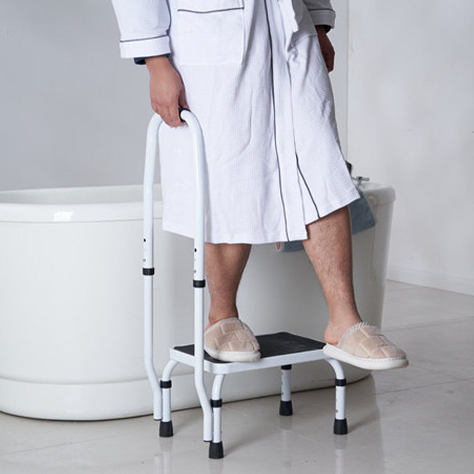 VEVOR Step Stool 1-Step 150KG Capacity, 3 Adjustable Height with Handle Steel Step Ladder, Portable Toddler Step Stools for Adults, Non-Slip Sturdy Step Ladders for Office, RVs, Pets