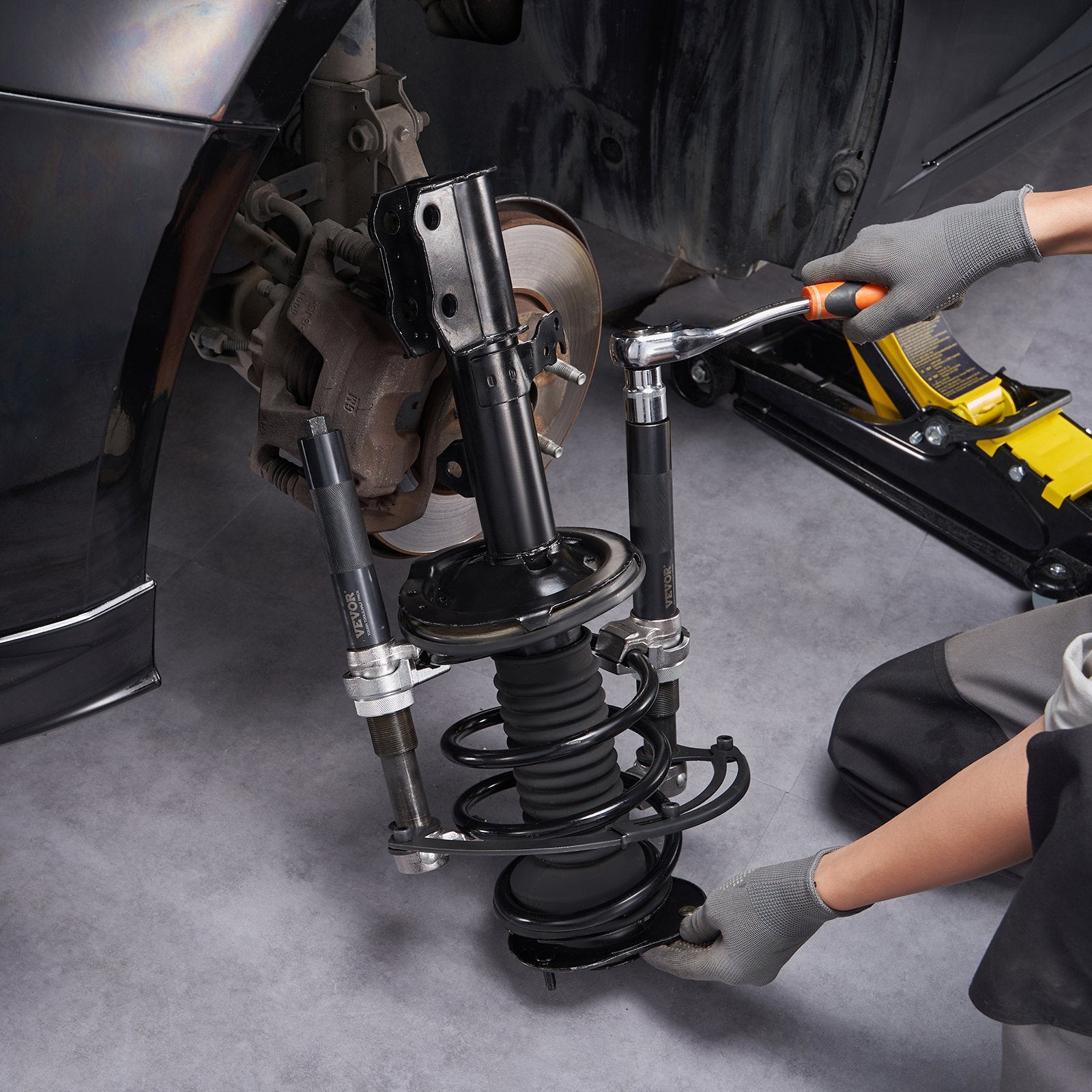 VEVOR Coil Spring Compressor Tool, 2 pcs Heavy Duty Macpherson Strut Spring Compressor Set, 2646 lbs Strut Spring Compressor with Safety Bracket and Carrying Case, for Car Truck ATV UTV