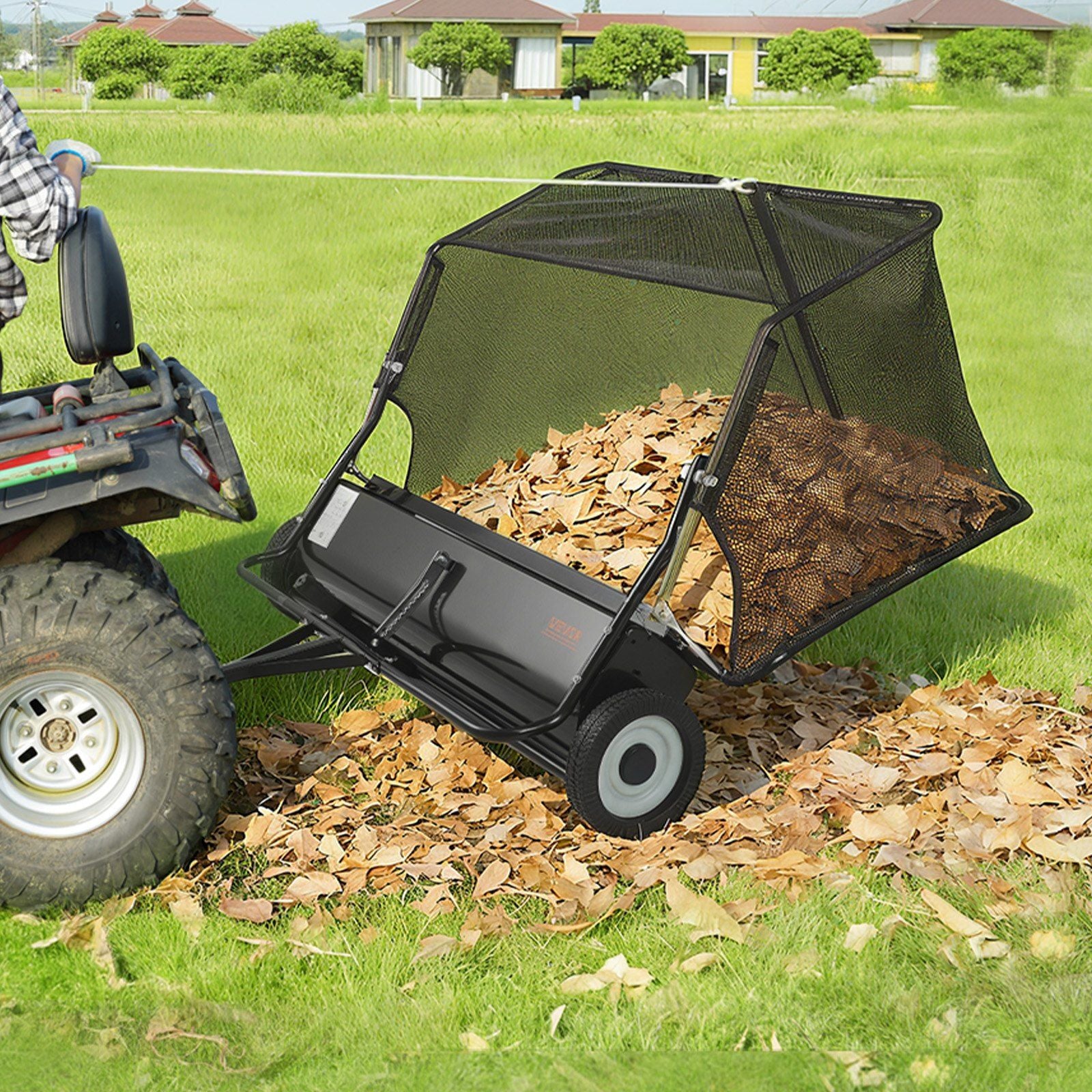 Tow Behind Lawn Sweeper, 122cm Pull Behind Yard Sweeper, 26 cu. ft Hopper Bag Capacity, Leaf & Grass Collector with Dumping Rope, Adjustable Sweeping Height, Garden Sweepers for Lawn Farm
