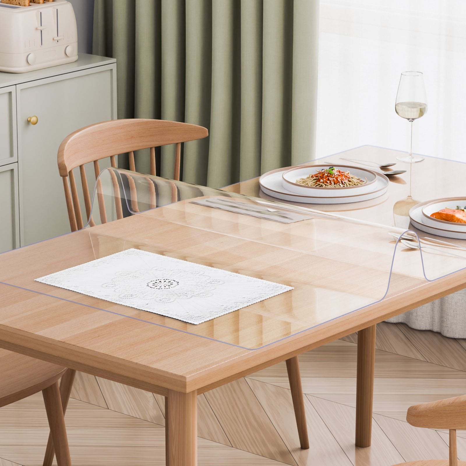 VEVOR Plastic Table Cover, 40 x 60 Inch 1.5 mm Thick Clear Table Protector, Rectangle PVC Desk Mat, Waterproof & Easy Cleaning Desk Pad Tablecloth, for Office Dresser Dining Room Table Night Stand