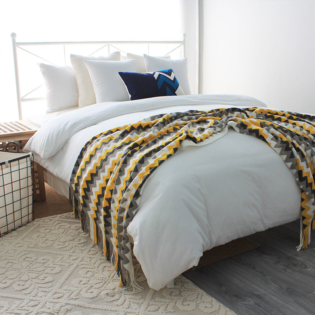 2X 220cm Yellow Zigzag Striped Throw Blanket Acrylic Wave Knitted Fringed Woven Cover Couch Bed Sofa Home Decor