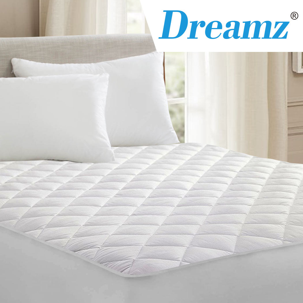 DreamZ Fully Fitted Waterproof Microfiber Mattress Protector in Queen Size